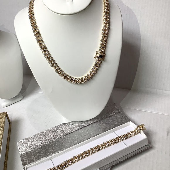 Stainless steel yg finish chain and bracelet set